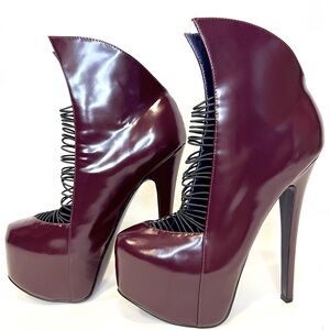 NEW London Trash platform winged stilettos with elastic tongue very sexy